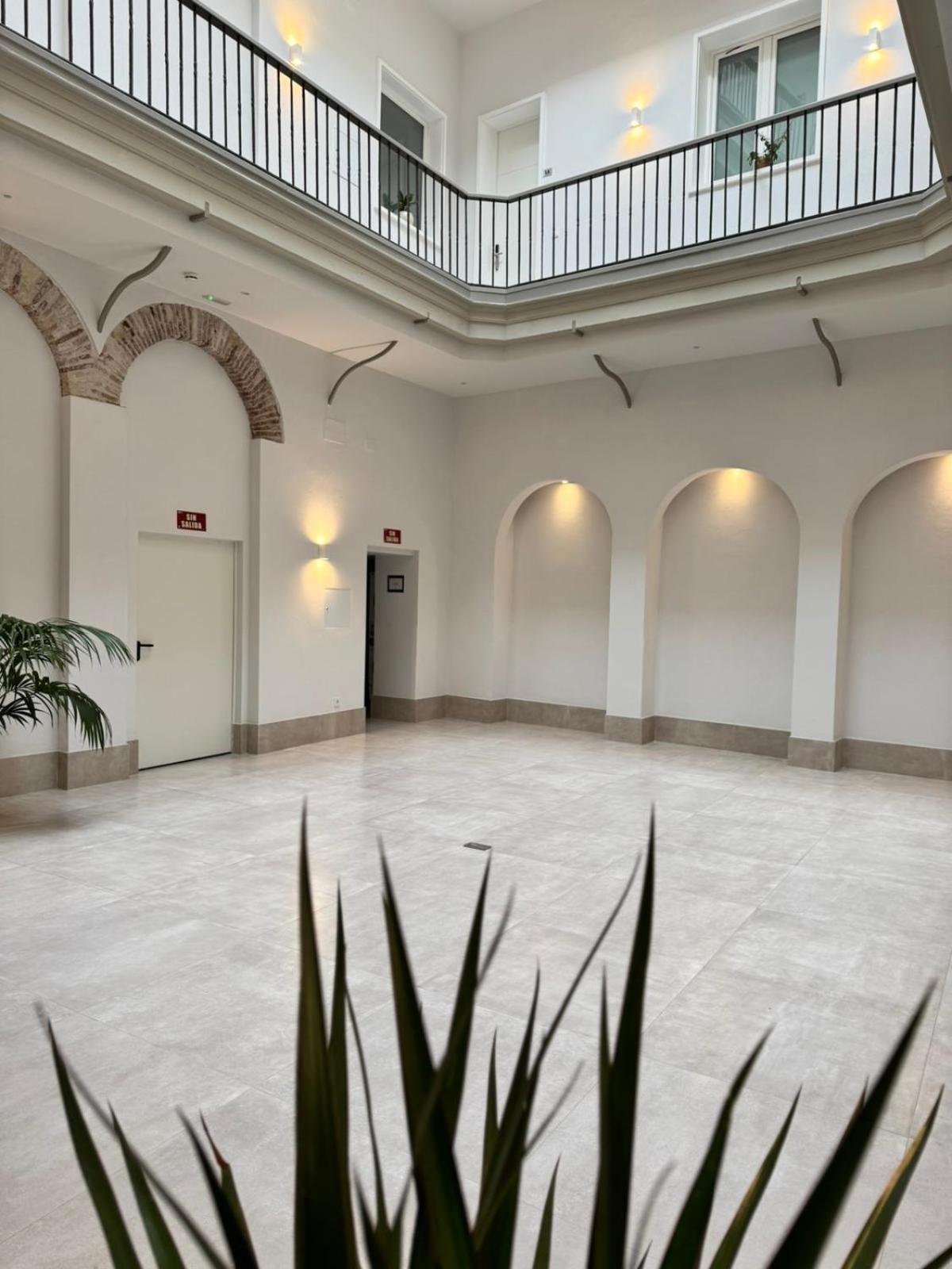 Qe Apartments Cadiz Exterior photo