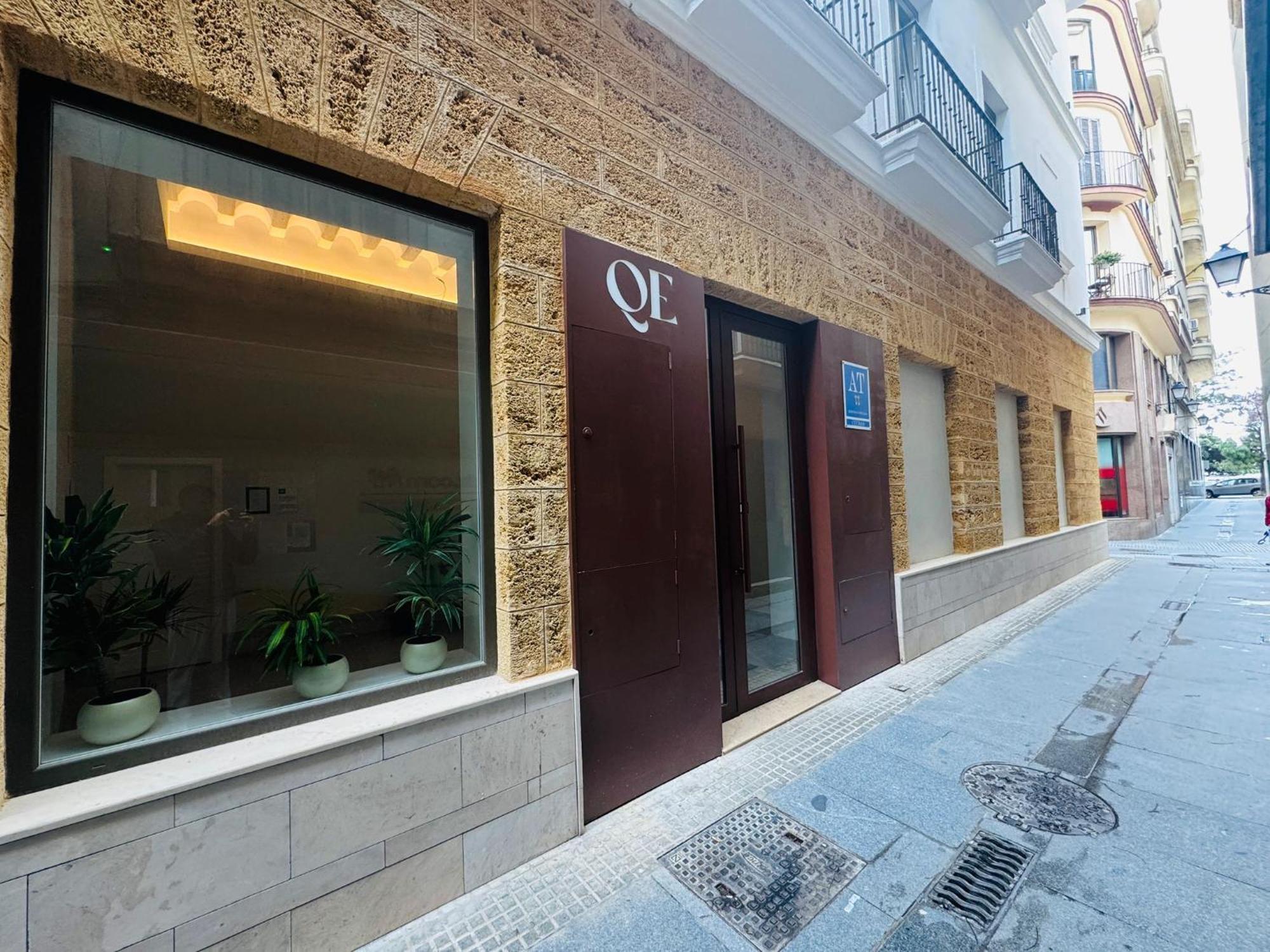 Qe Apartments Cadiz Exterior photo